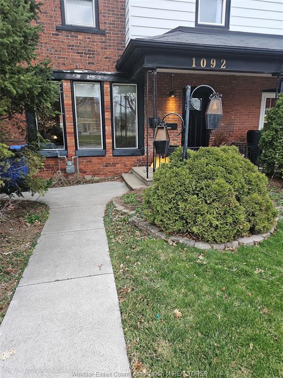 MLS# 26004253: 1092 MONMOUTH, Windsor, Canada