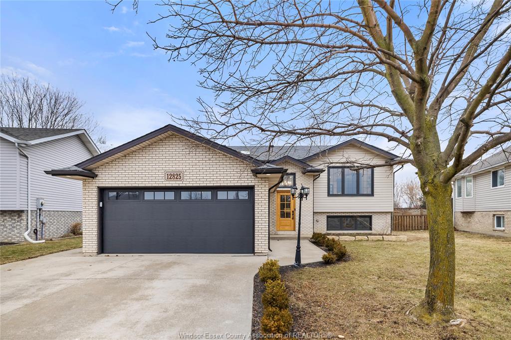 MLS# 26003830: 12825 Lemire Street, Tecumseh, Canada