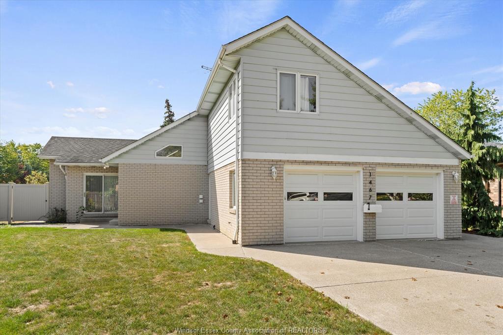 MLS# 26004757: 1467 GUILDWOOD Crescent, LaSalle, Canada