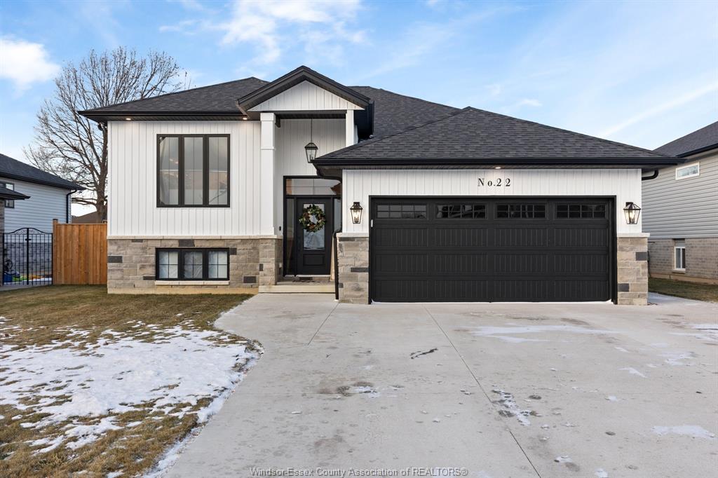 MLS# 26005216: 22 LUNDY Street, Amherstburg, Canada