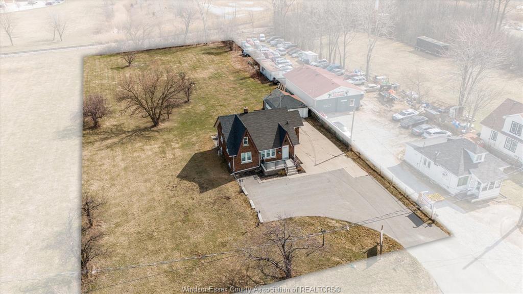 MLS# 26005489: 4590 WALKER Road, Windsor, Canada