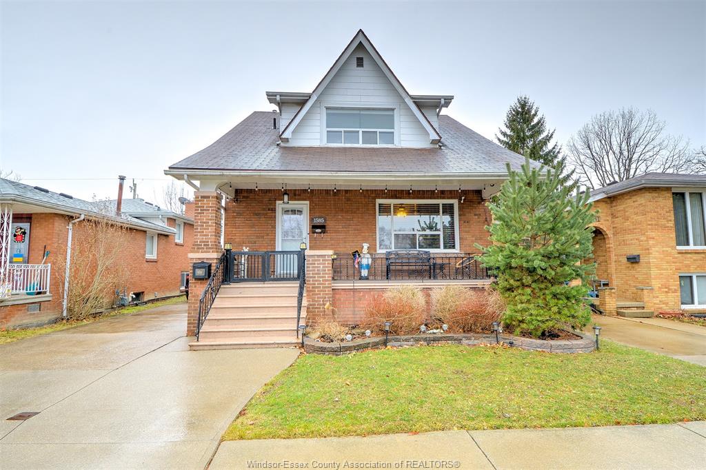 MLS# 26005507: 1585 ALEXIS Road, Windsor, Canada