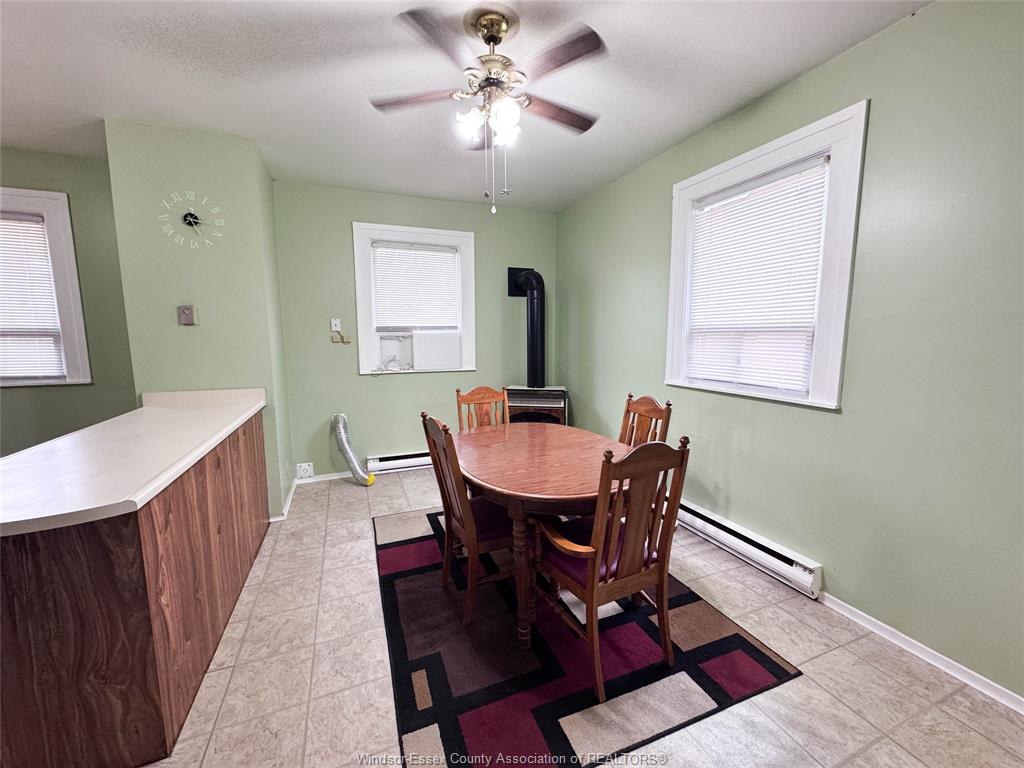 MLS# 26005555: 120 Park Street, Amherstburg, Canada