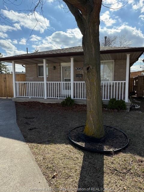 MLS# 26006652: 3981 BLISS, Windsor, Canada