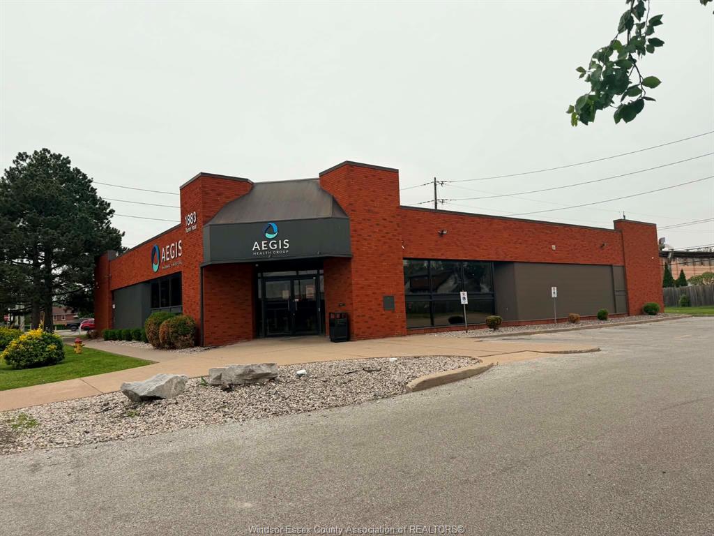 MLS# 26008663: 1883 TURNER Road Unit# C, Windsor, Canada