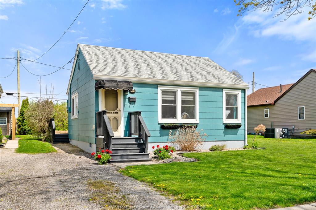 MLS# 26008531: 103 Orange Street, Leamington, Canada