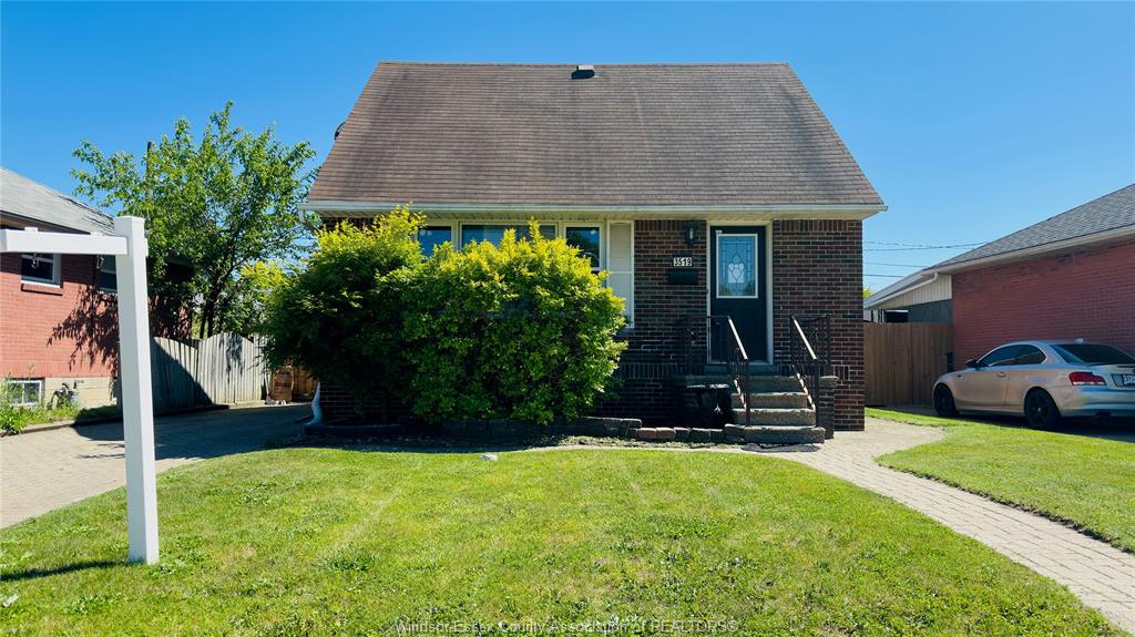 MLS# 26009707: 3519 TECUMSEH Road, Windsor, Canada