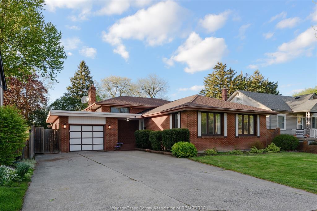 MLS# 26009631: 740 KENNEDY Drive, Windsor, Canada