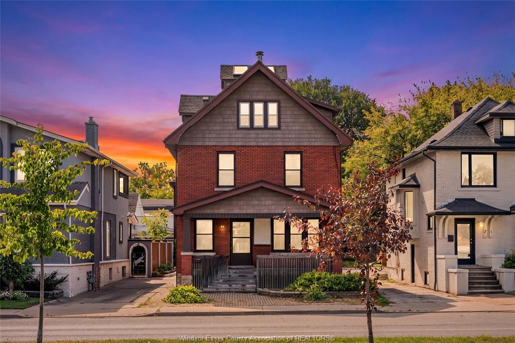 MLS# 26009804: 79 GILES Boulevard, Windsor, Canada