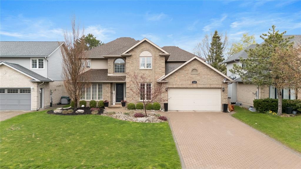 MLS# 26009301: 3020 MAIDSTONE Crescent, Sarnia, Canada