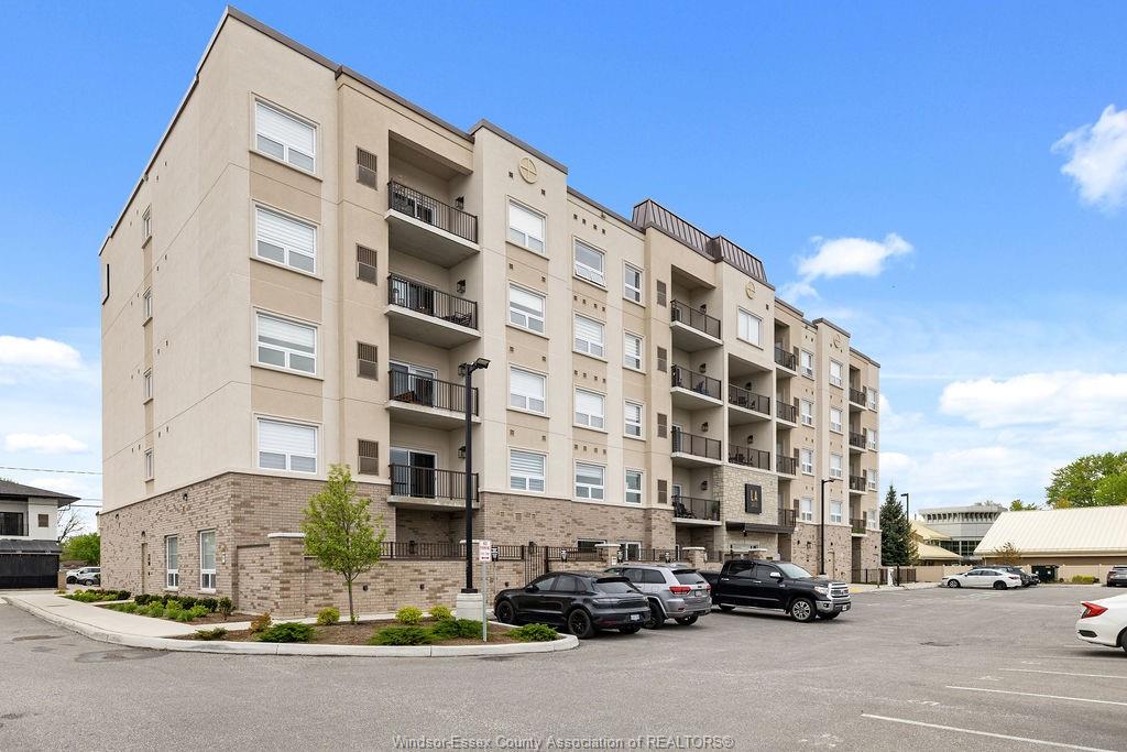 MLS# 26009982: 1740 SPRUCEWOOD  Unit# 203, LaSalle, Canada