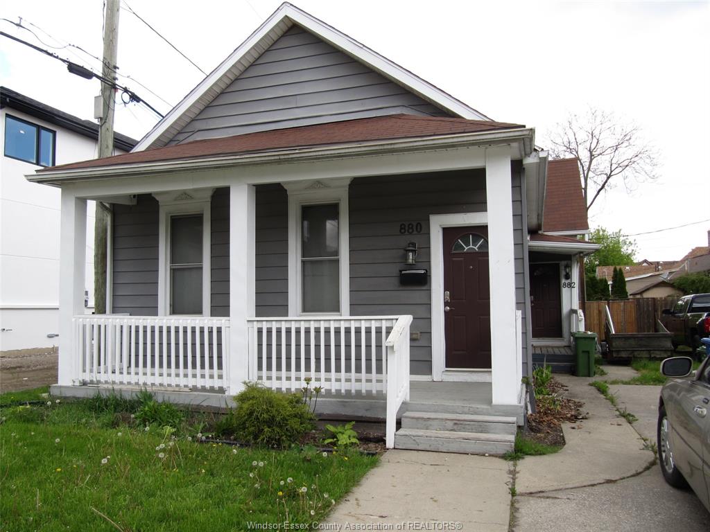 MLS# 26009893: 880 University Avenue, Windsor, Canada