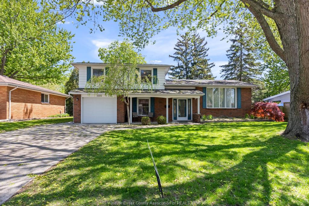 MLS# 26010010: 5890 CABOT Avenue, LaSalle, Canada