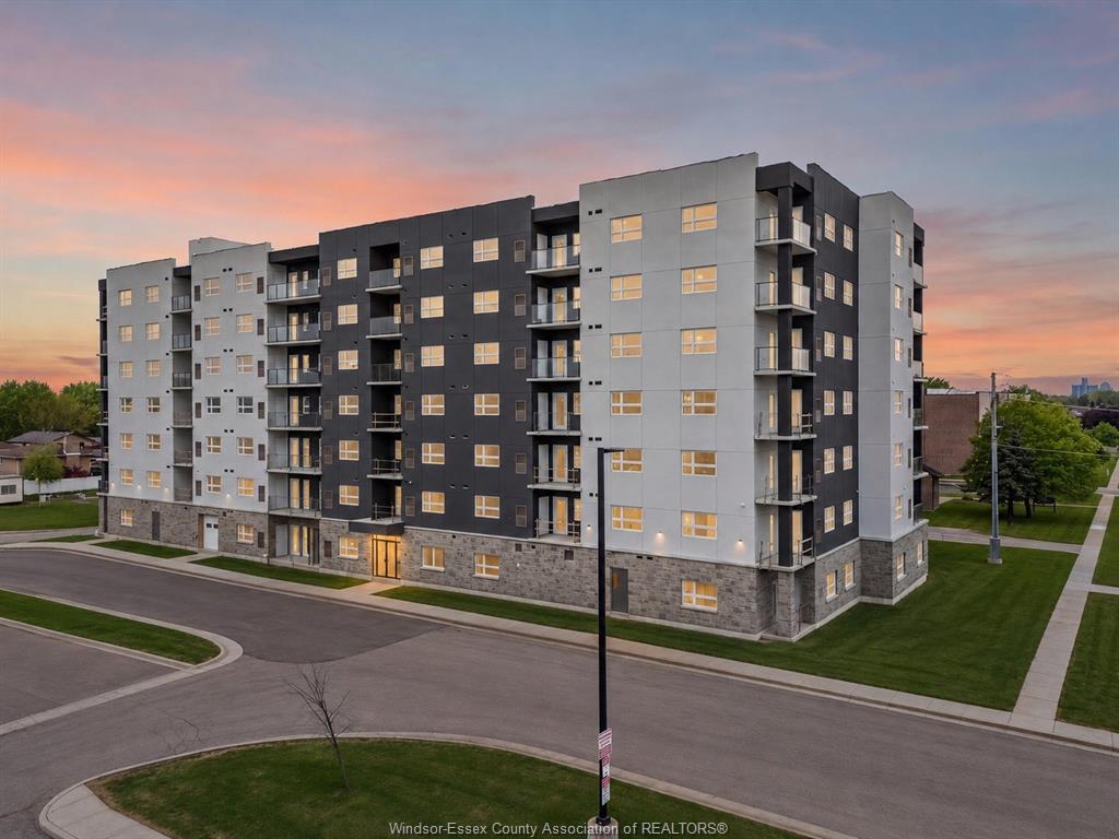 MLS# 26009645: 8401 Wyandotte Street Unit# 611, Windsor, Canada