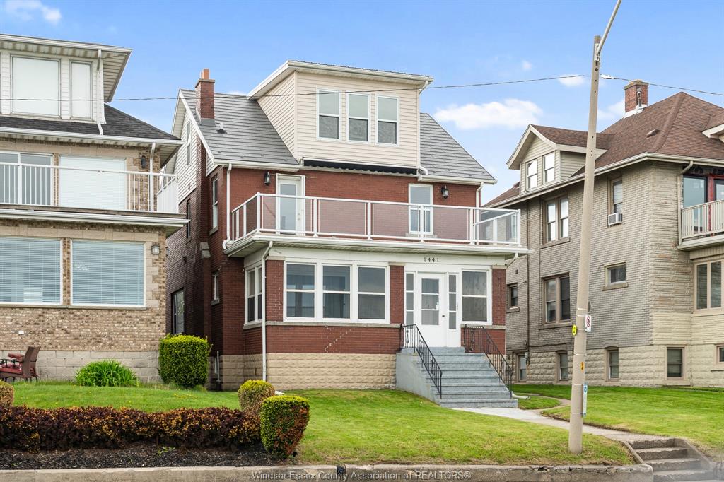 MLS# 26010236: 1441 RIVERSIDE Drive, Windsor, Canada