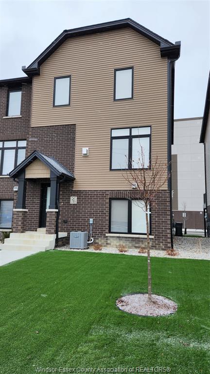 MLS# 26010378: 713 BROWNSTONE Road, Lakeshore, Canada