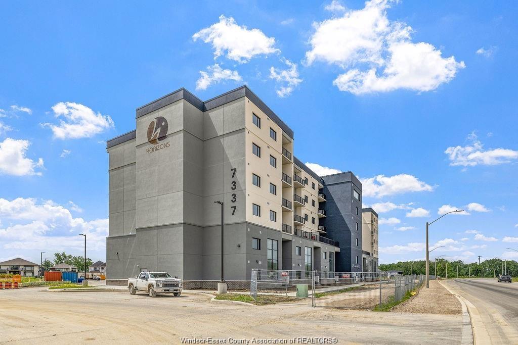MLS# 26010481: 7337 MEO Boulevard Unit# 521, LaSalle, Canada
