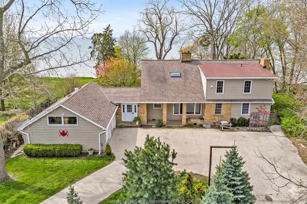 MLS# 26010482: 388 SEACLIFF Drive, Leamington, Canada