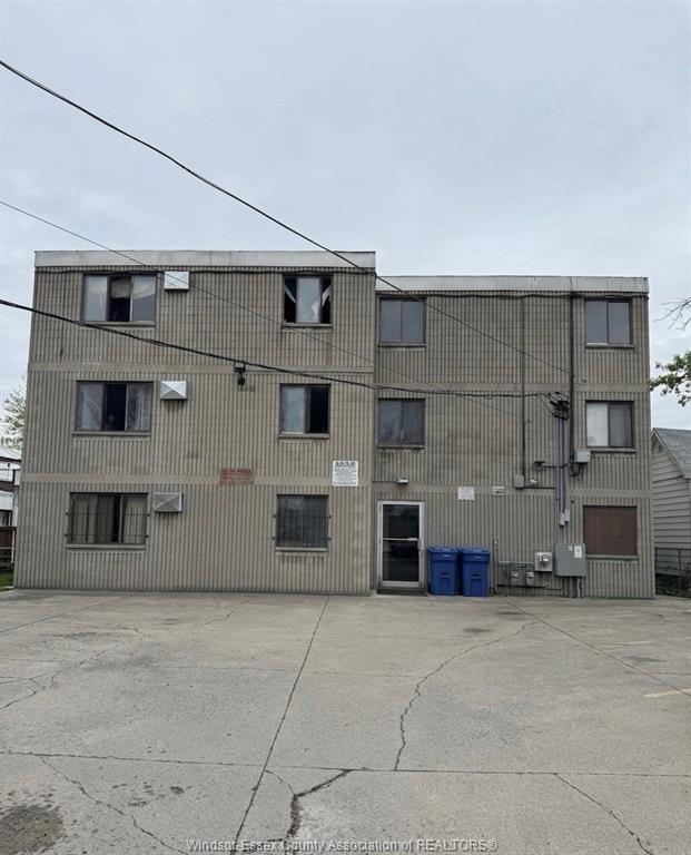 MLS# 26010487: 536 AYLMER Avenue Unit# 201, Windsor, Canada