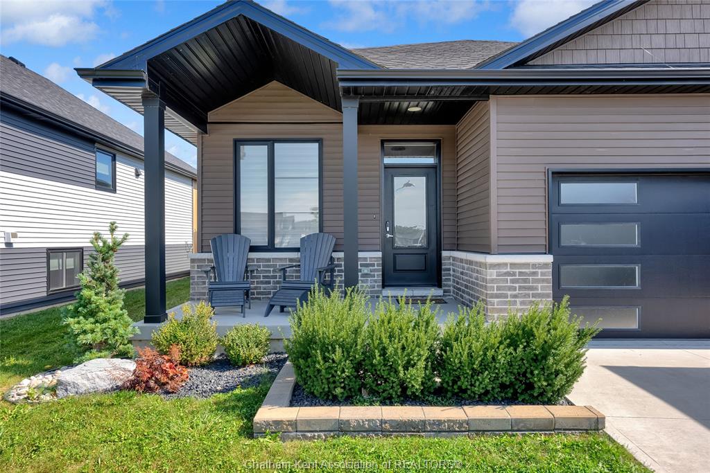 MLS# 26010495: 248 Moonstone Crescent, Chatham, Canada