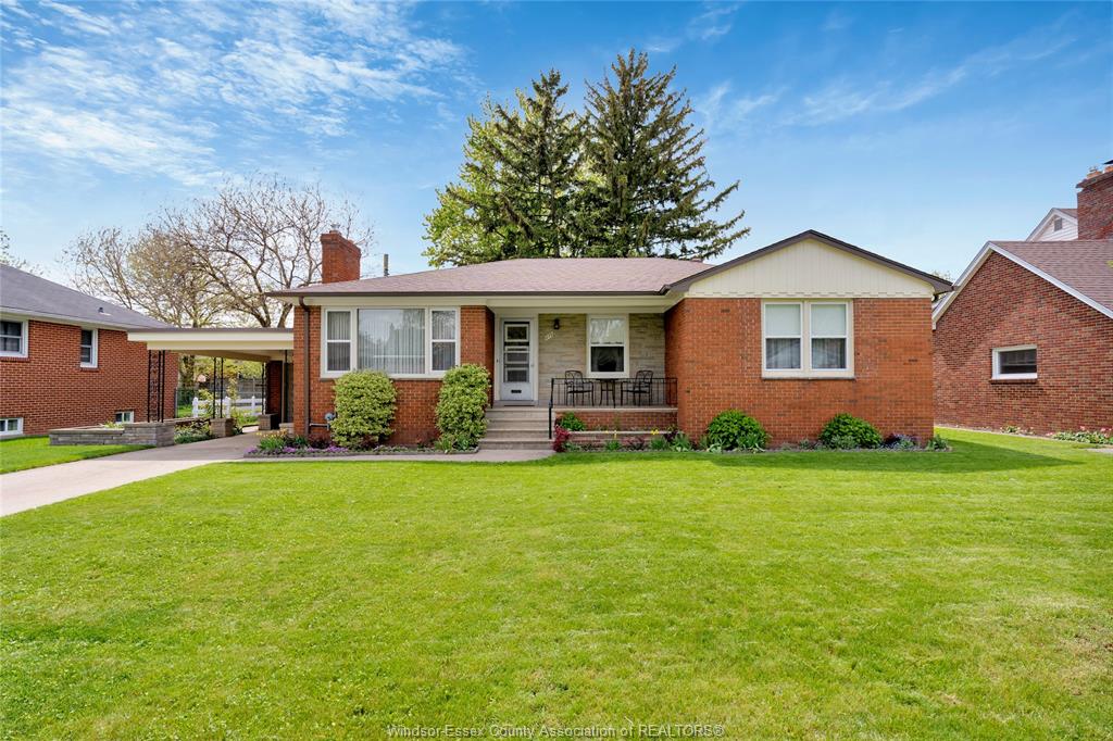 MLS# 26010518: 273 HENKEL Place, Windsor, Canada