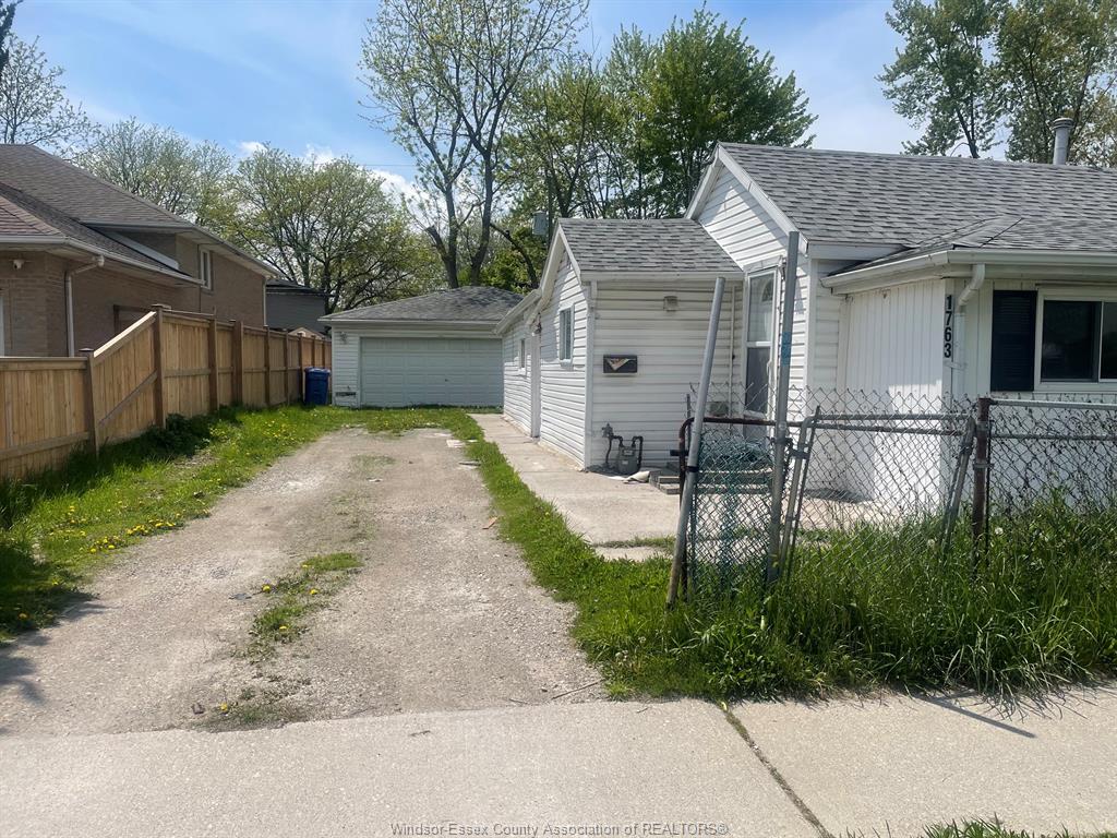 MLS# 26010534: 1763 DOMINION Boulevard, Windsor, Canada